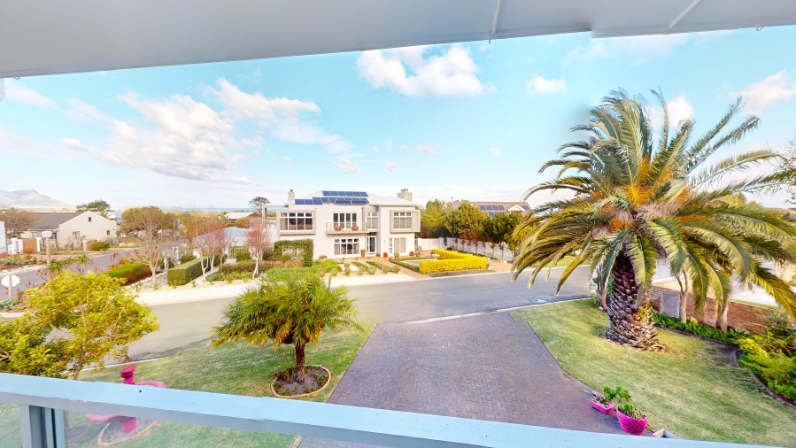 3 Bedroom Property for Sale in Heuningkloof Western Cape